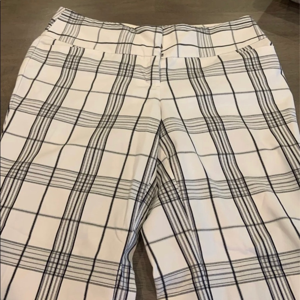 Express capris size 2